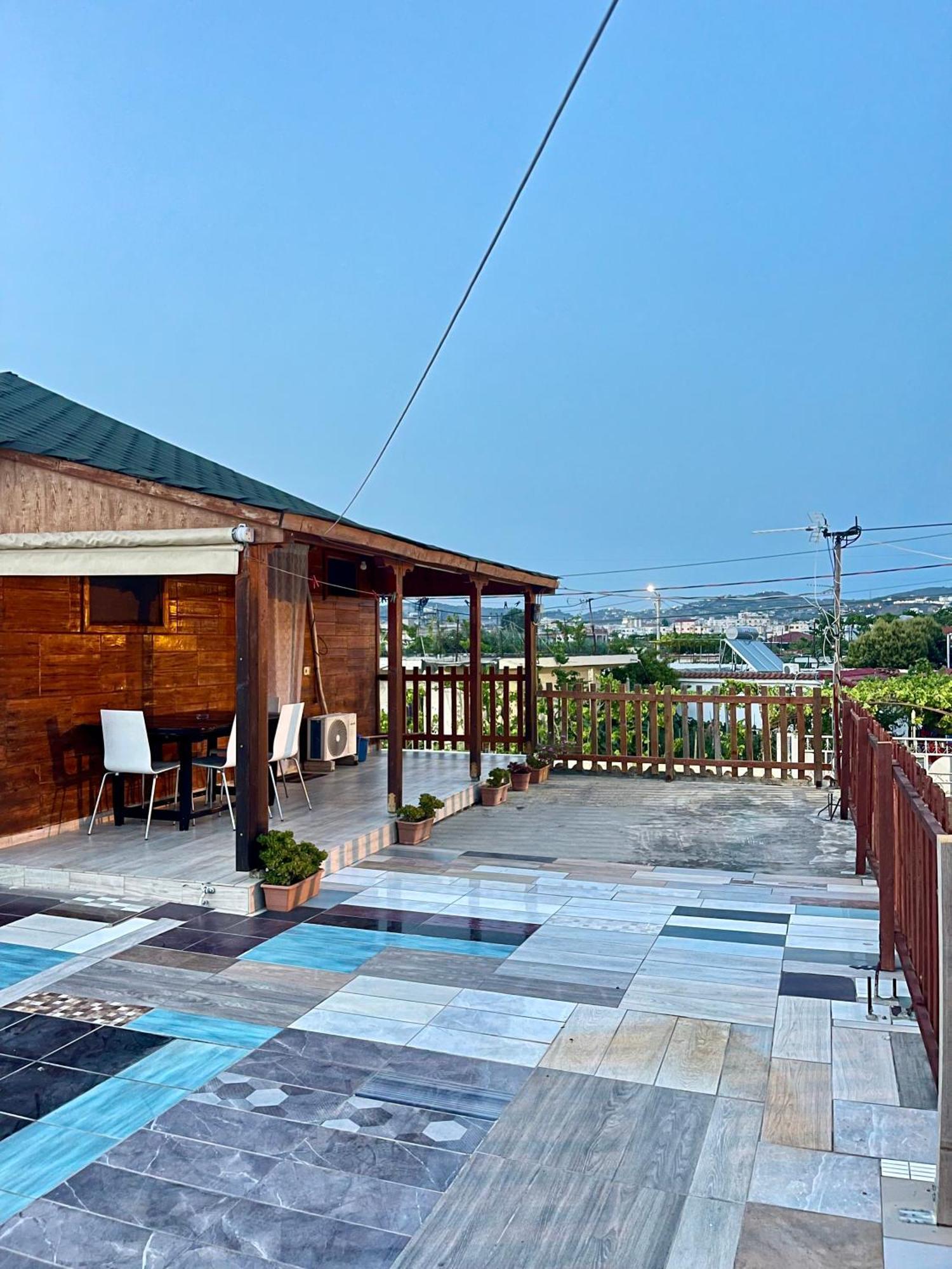 Guest House Dea Vlorë Exteriör bild